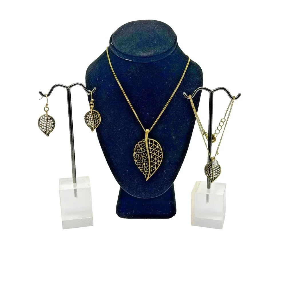 AVON Filigree Leaf Necklace, Earrings, Bracelet ~ 3 Piece Set Gold Tone NEW